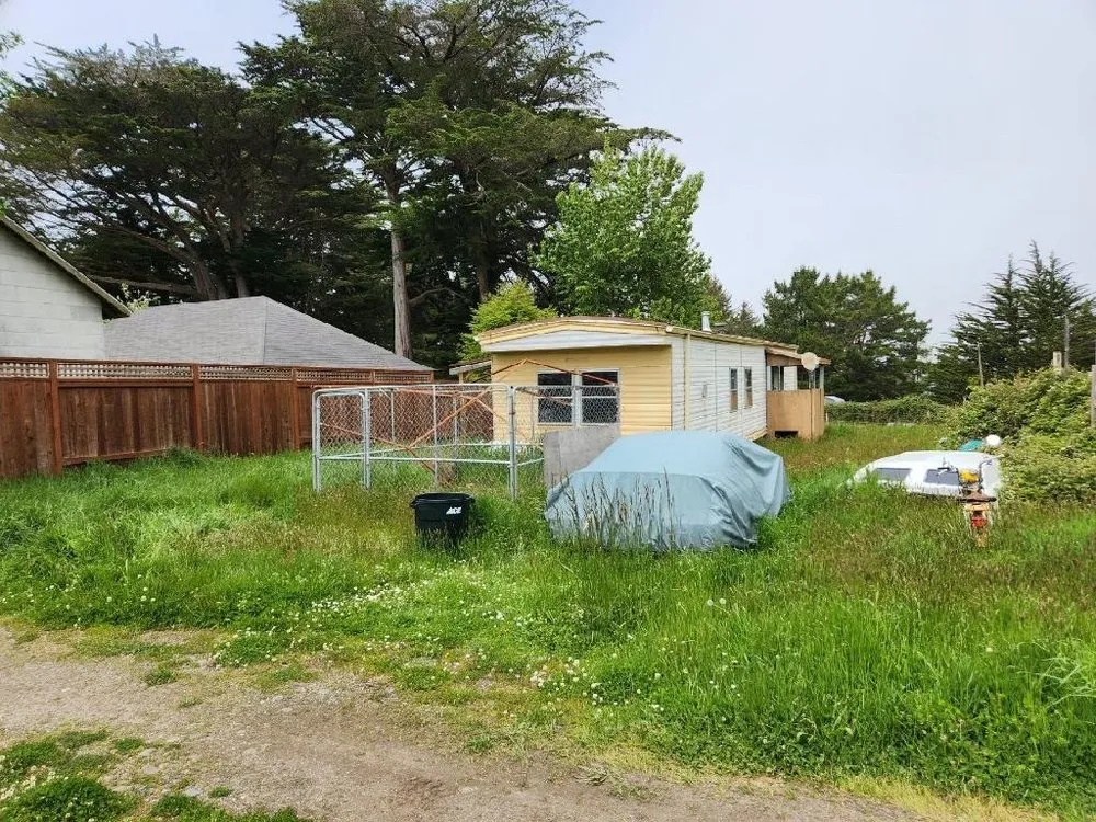 Local landscape installation in Eureka, CA - Lunas Landscaping Cleaning Services