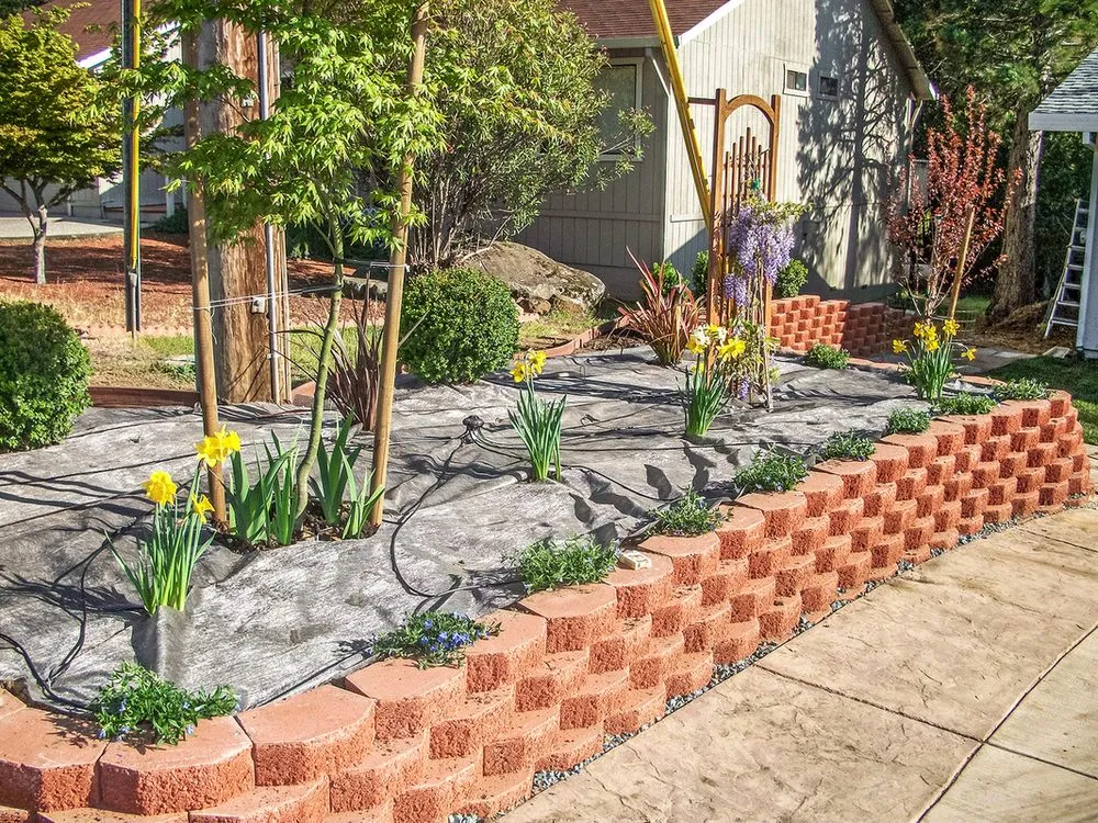 Custom lawn care service in Penn Valley, CA by Luna's Landscaping