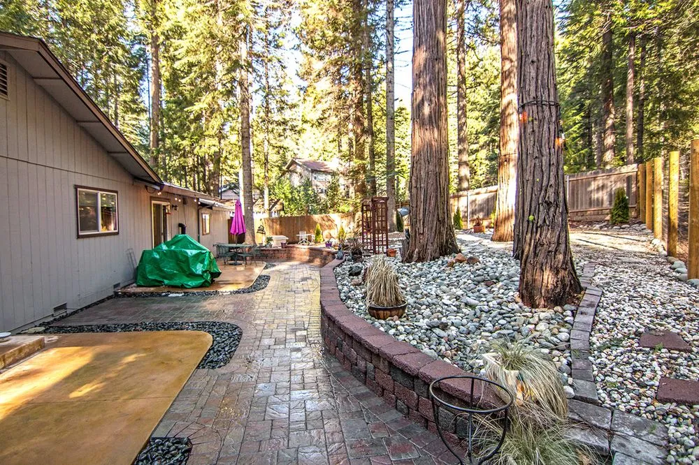 Trusted lawn care service in Penn Valley, CA by Luna's Landscaping