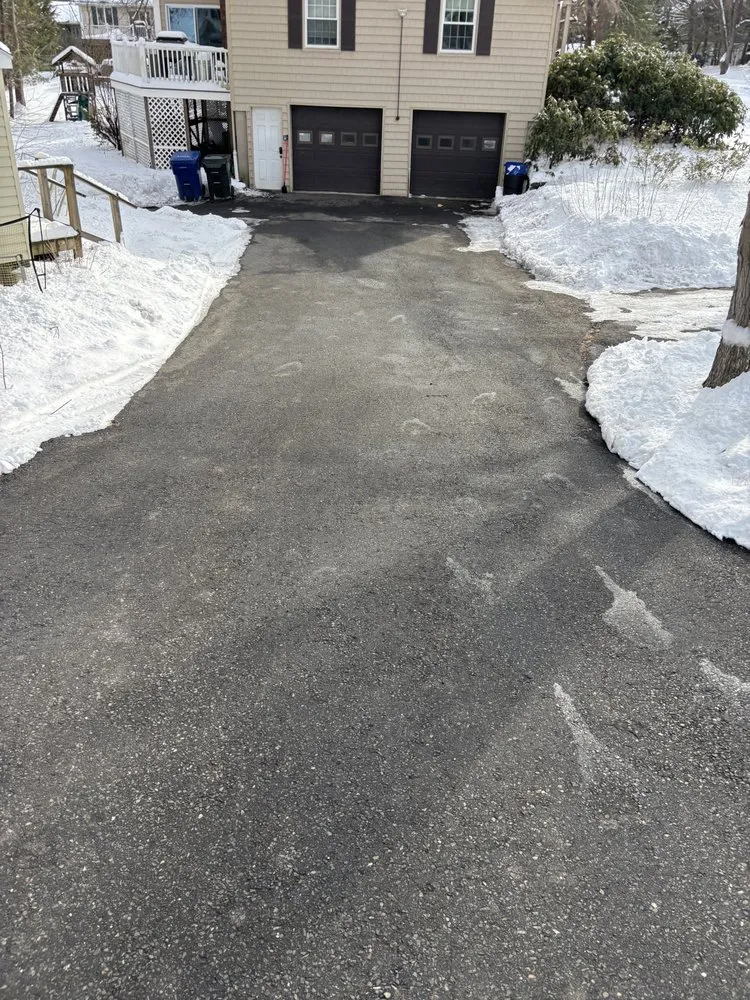 Local yard cleanup service in Amesbury, MA by Lunch Pail Services