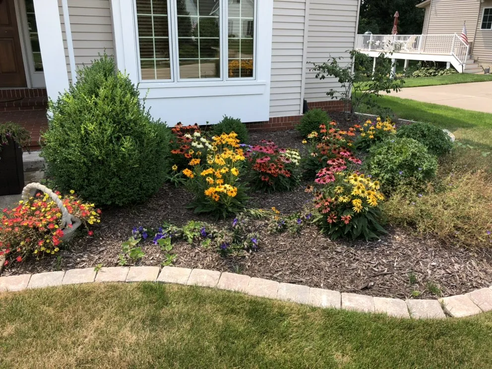 Trusted lawn mowing service in Moline, IL - Lundahl Landscaping