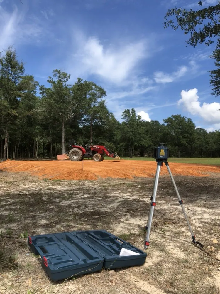 Top-rated residential landscaping with custom design in Freeport, FL by Lund's Tractor Service & Excavation