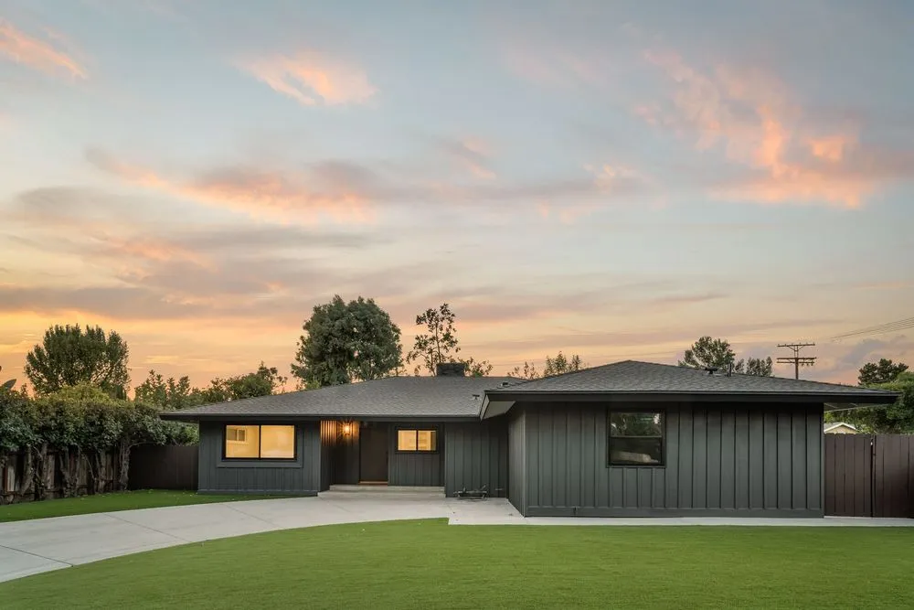 Trusted yard cleanup service for outdoor upgrades in La Cañada Flintridge, CA by Lungu Construction Group