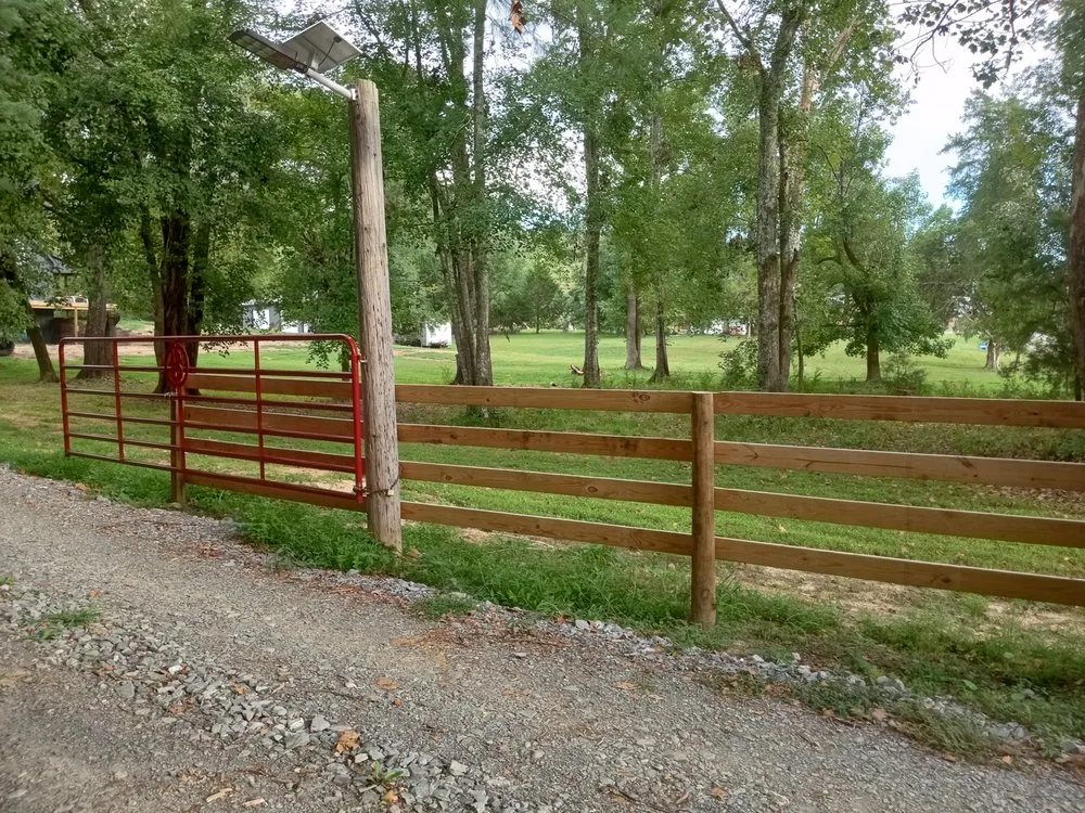 Reliable lawn care service in Kingston, TN by Lunsford Land Design