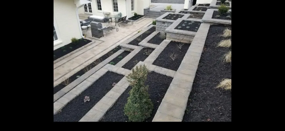 Reliable outdoor landscaping experts serving Kingston, TN - Lunsford Land Design