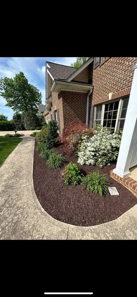 Top-rated residential landscaping in Lyndhurst, VA - Lunsford Outdoor Innovations