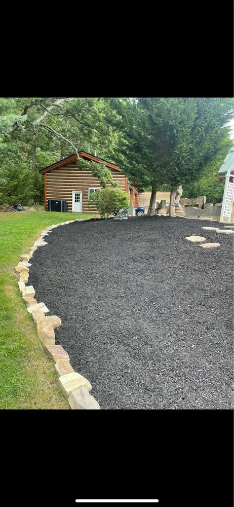 Trusted yard cleanup service in Lyndhurst, VA - Lunsford Outdoor Innovations