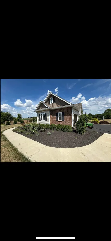 Top-rated residential landscaping for residential properties across Lyndhurst, VA - Lunsford Outdoor Innovations