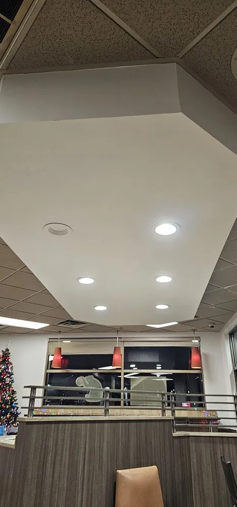 Trusted outdoor landscaping for homes in Pickerington, OH by Lupe Montanez