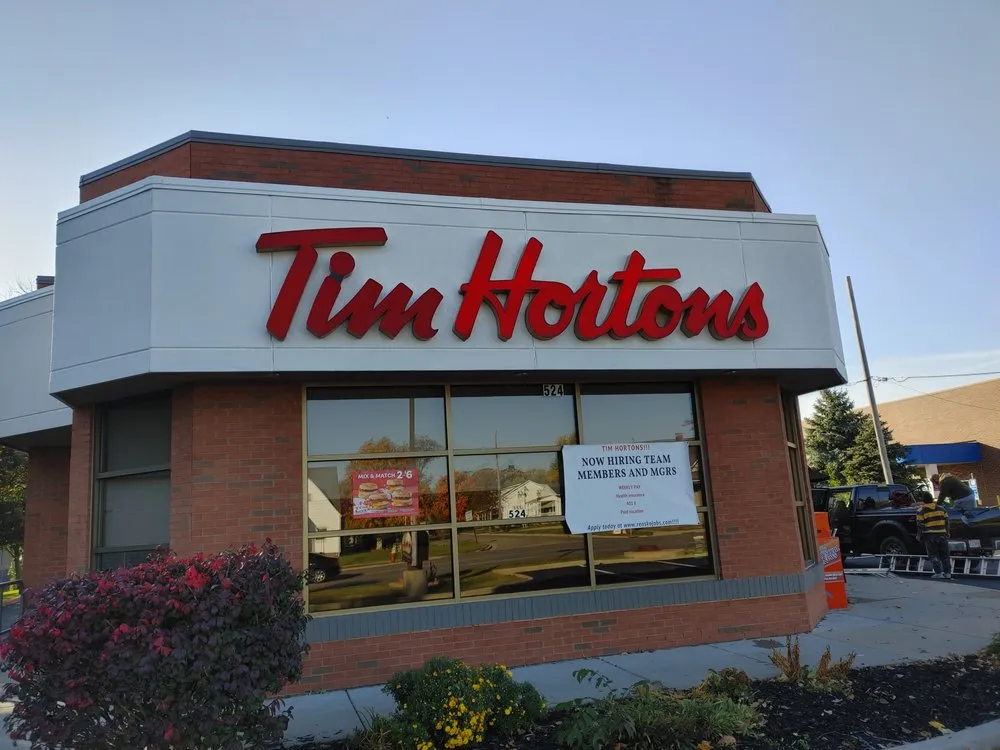 Local garden landscaping in Pickerington, OH by Lupe Montanez