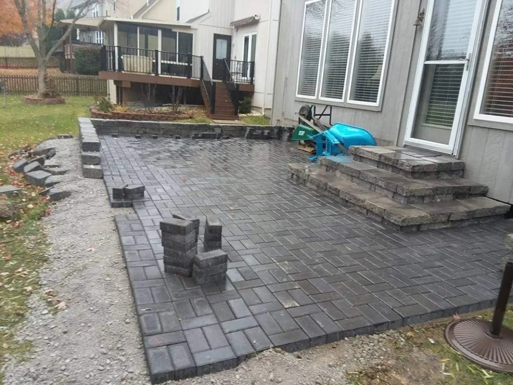 Top-rated yard cleanup service experts serving Independence, MO - Lupercio Land Designs