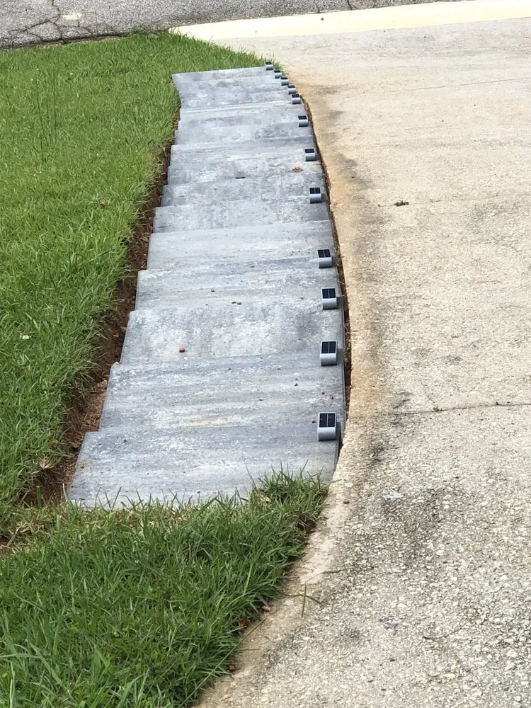 Custom lawn care service for homes in Atlanta, GA by Lupe’s Landscaping