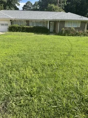 Lupe’s Landscaping Logo