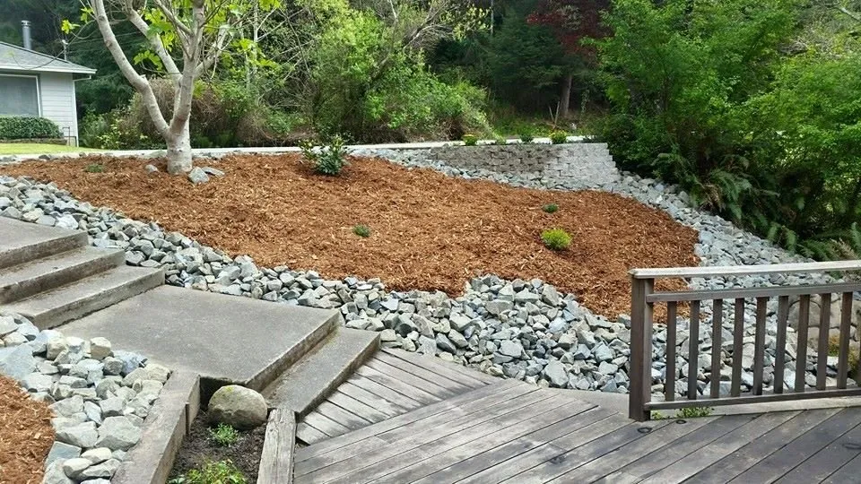 Custom outdoor landscaping experts serving Eureka, CA - Luscious Landscaping