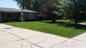 Expert yard maintenance experts serving Huron, OH - Luscious Lawns & Landscaping