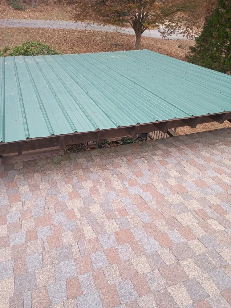 Custom outdoor landscaping for year-round maintenance in Warrenton, NC by Lush Country