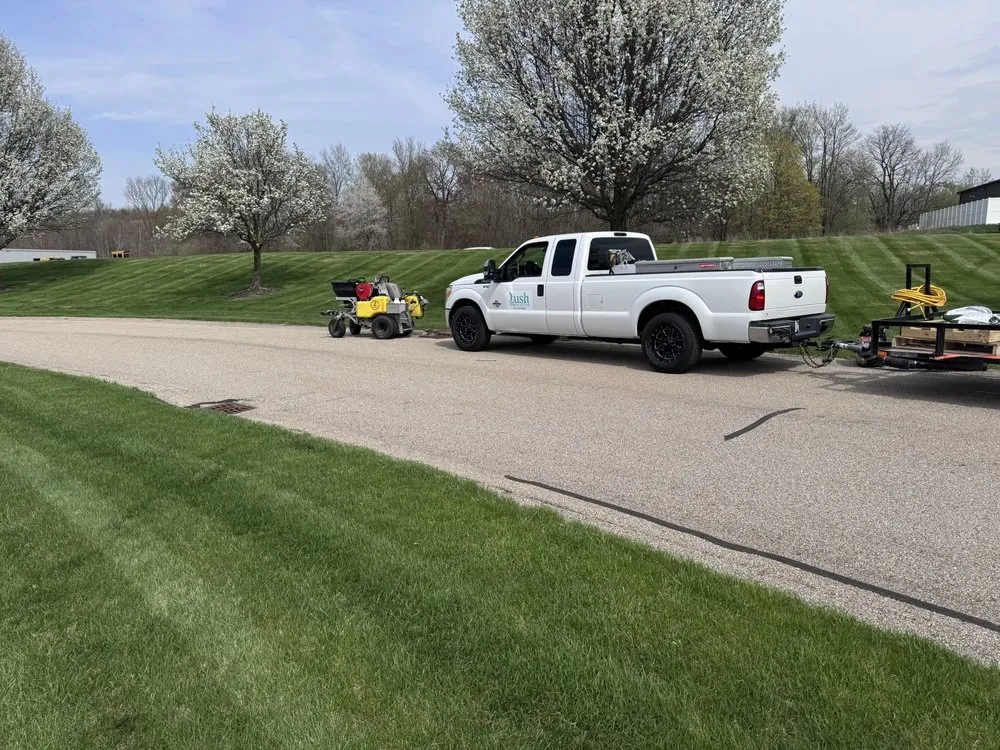 Top-rated outdoor landscaping experts serving Zeeland, MI - Lush Fertilization