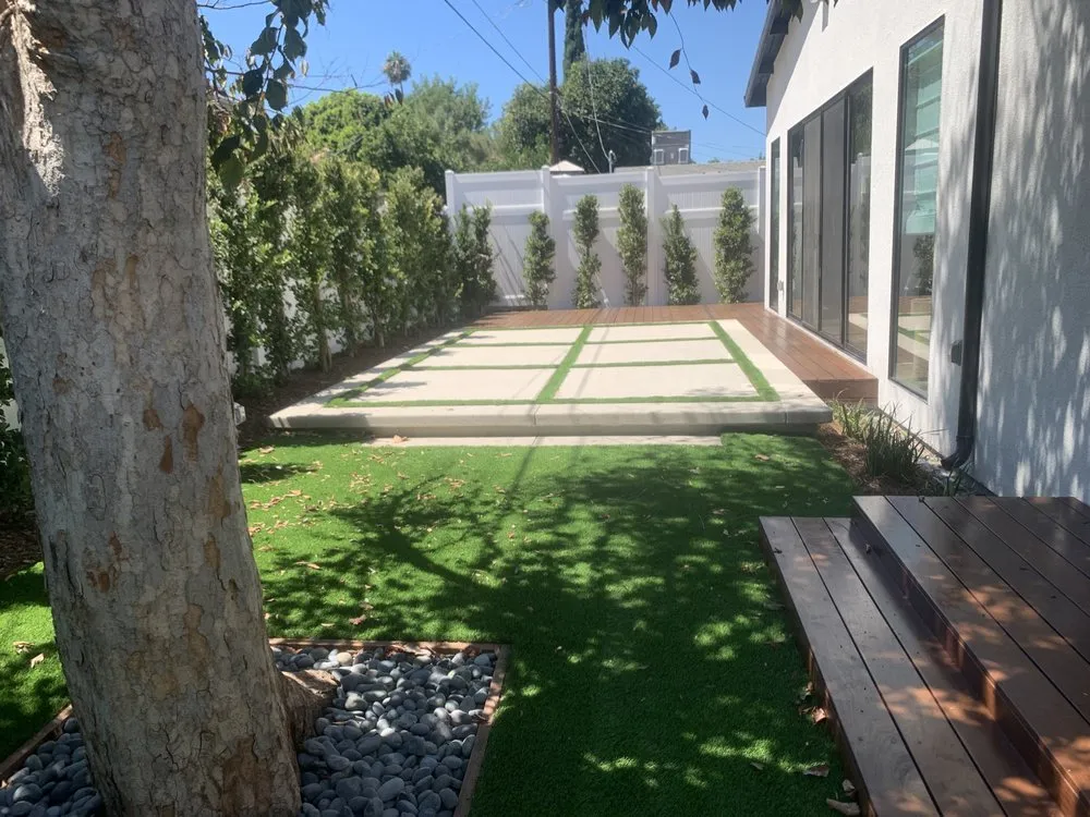Trusted garden landscaping in Los Angeles, CA by Lush Gardens