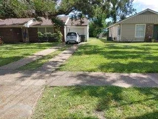 Expert residential landscaping experts serving Lake Charles, LA - Lush Lawn Care