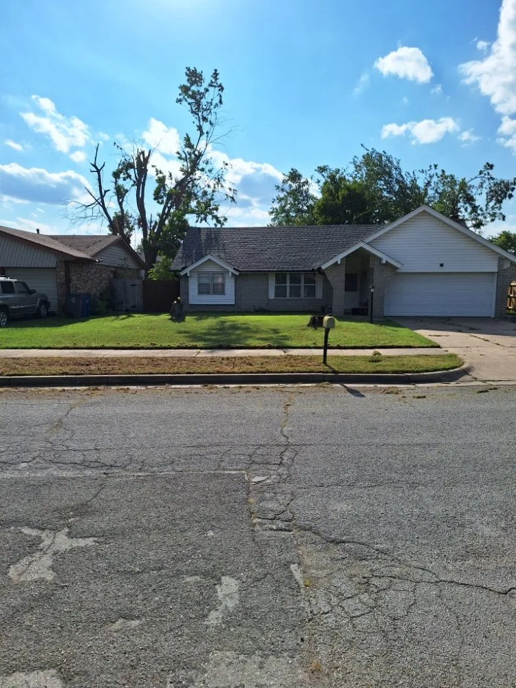 Expert yard maintenance for year-round maintenance in Tulsa, OK by Lush Lawn Care