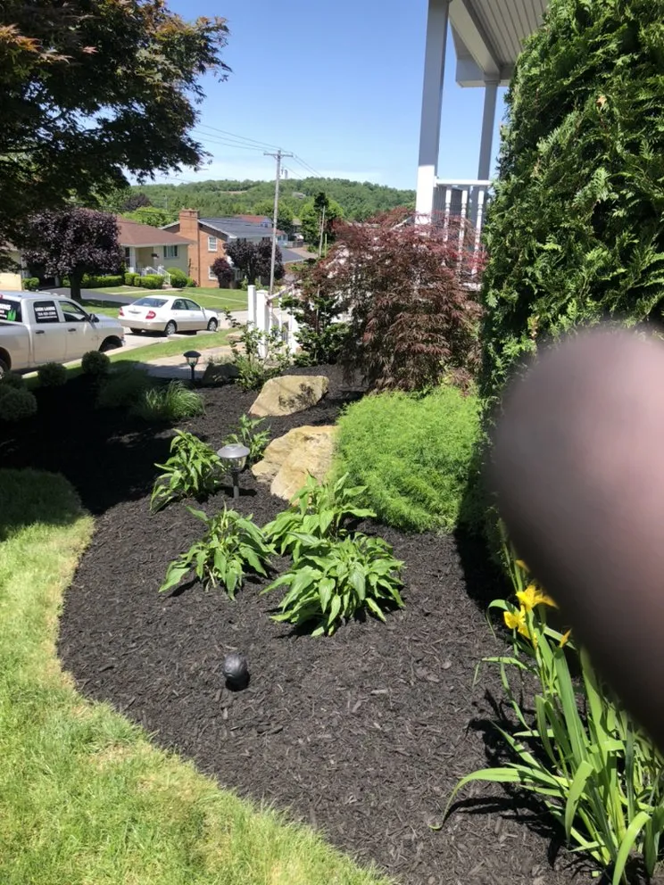 Top-rated landscape design experts serving Latrobe, PA - Lush Lawns