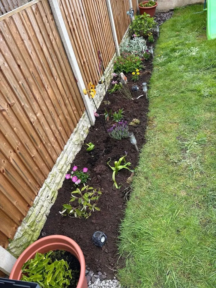 Affordable garden landscaping in Newark, NJ by Lush Level Landscaping