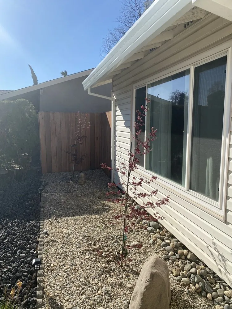 Affordable lawn care service in Sacramento, CA by Lush Outdoor Home Design