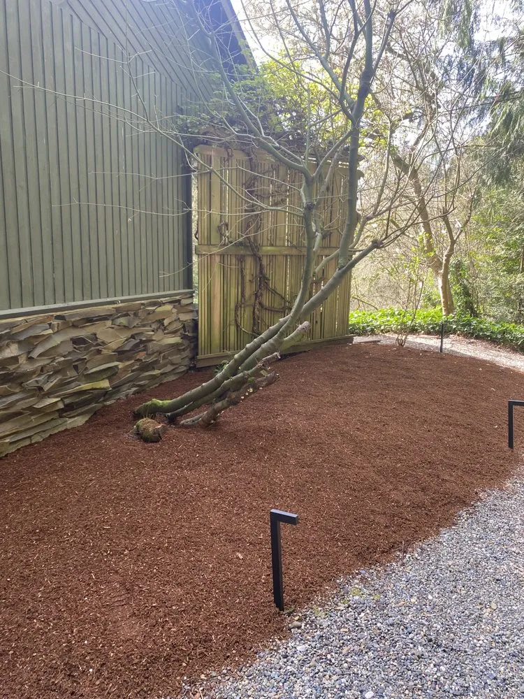 Top-rated garden landscaping with custom design in Federal Way, WA by Lush Vista Landscape Architecture