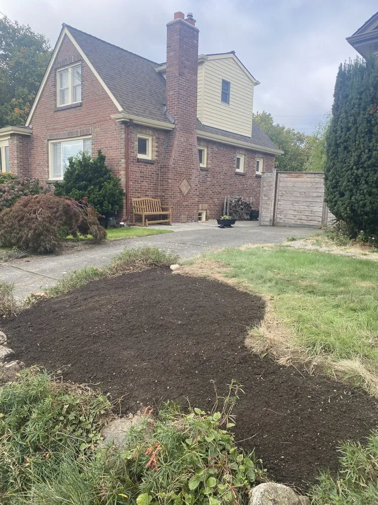 Trusted yard cleanup service for outdoor upgrades in Federal Way, WA by Lush Vista Landscape Architecture