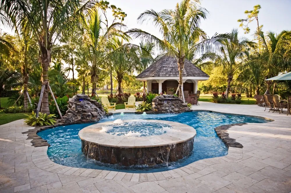 Top-rated outdoor landscaping for homes in Miami, FL by LUSHlife