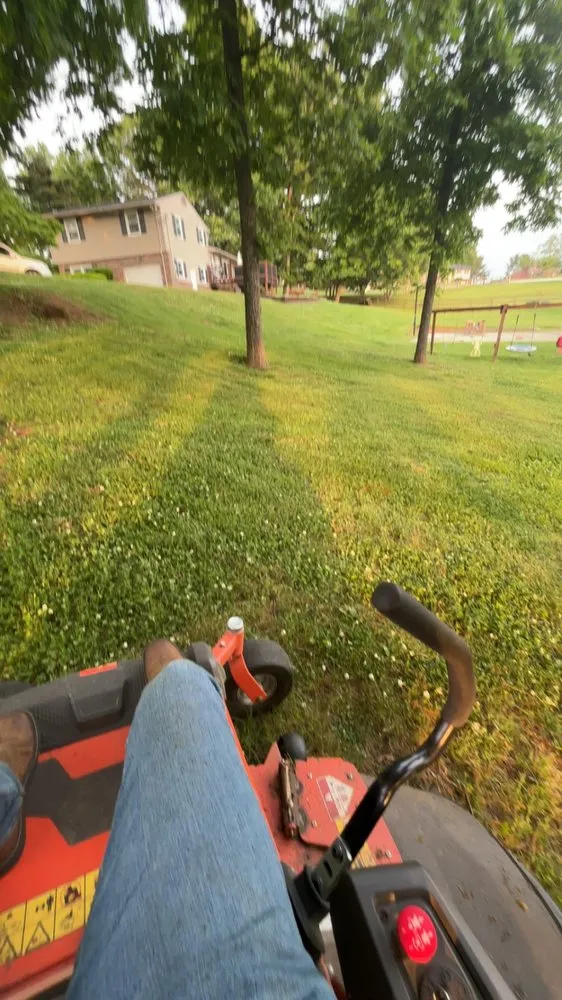 Professional residential landscaping in New Market, TN by Lusk Lawn Care