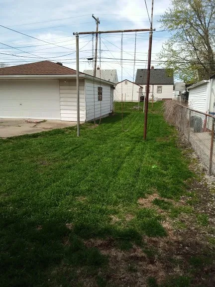 Expert outdoor landscaping in Lincoln Park, MI by Luson Home Services