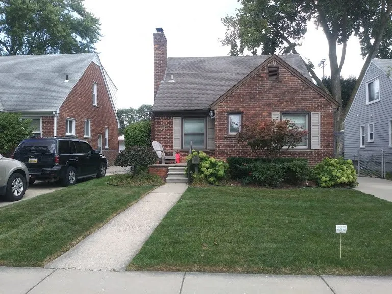 Expert lawn care service for outdoor upgrades across Lincoln Park, MI - Luson Home Services