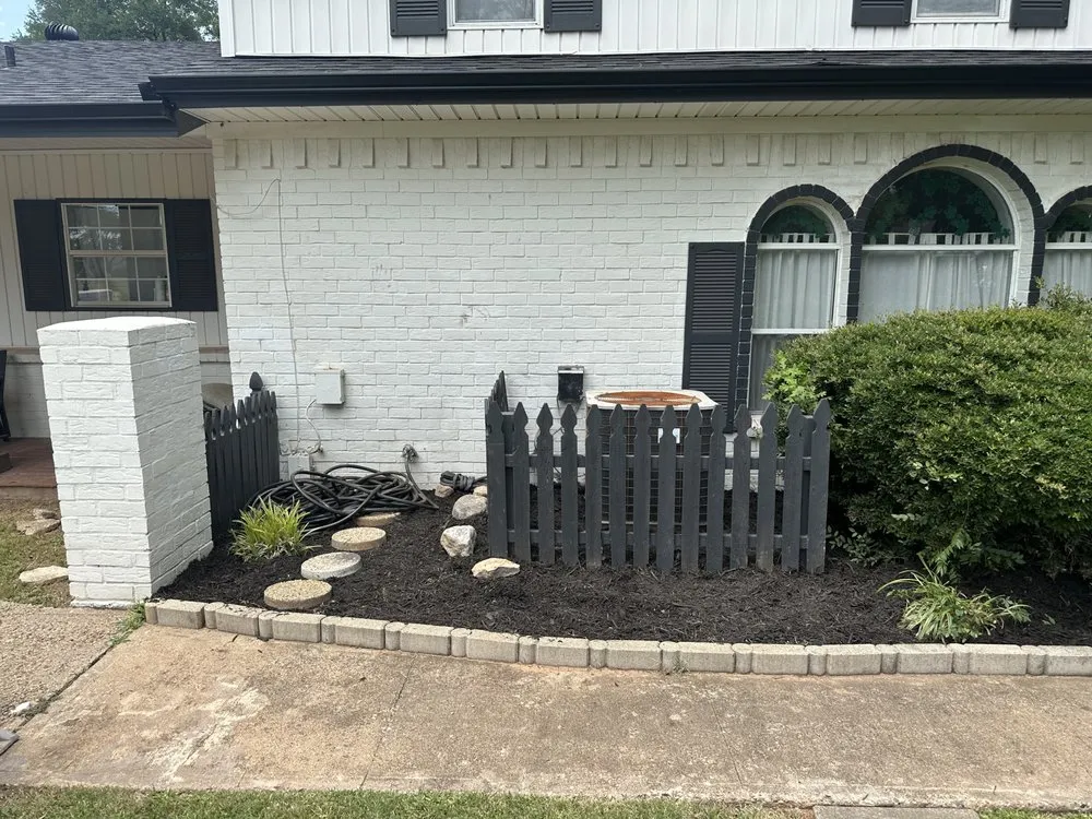 Expert garden landscaping in Granbury, TX - Lutgen Lawn Care