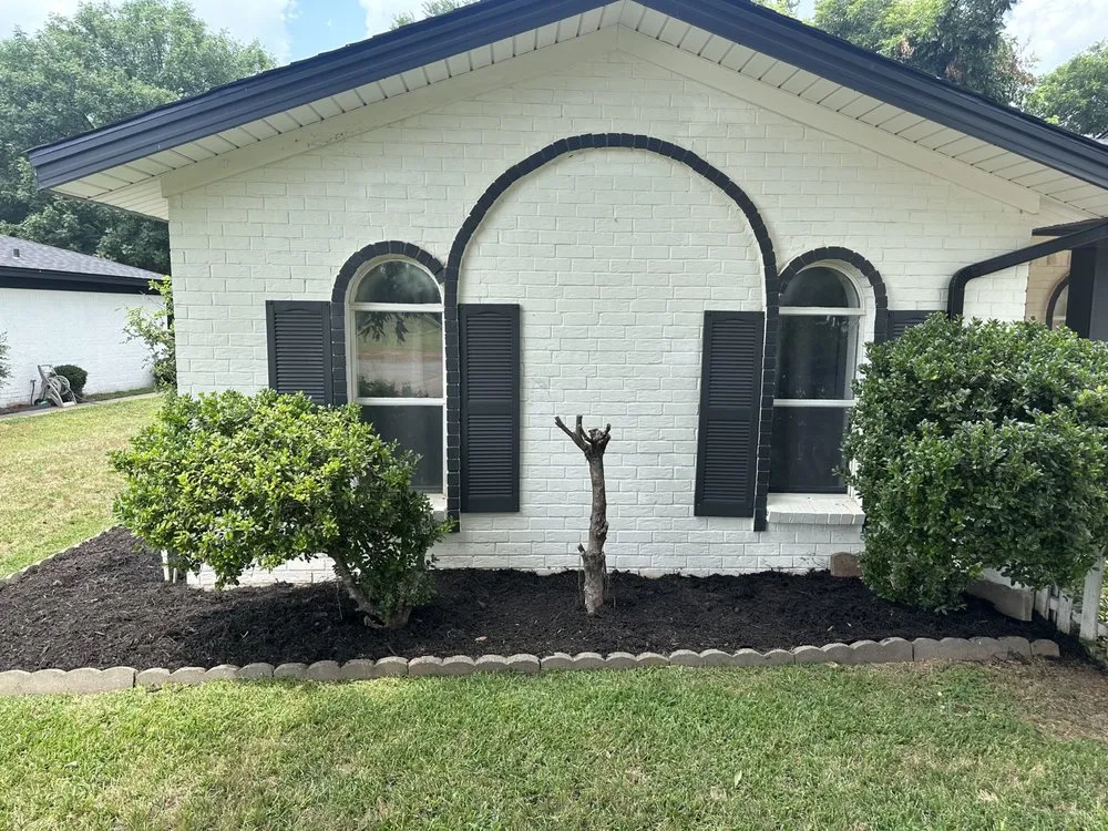 Top-rated lawn mowing service experts serving Granbury, TX - Lutgen Lawn Care