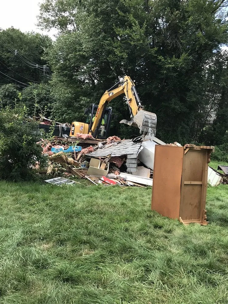 Top-rated landscaping services for homes in Holbrook, MA by Lutz Landscaping and Excavating