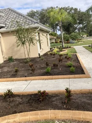 Lux Cleaning Solutions Logo