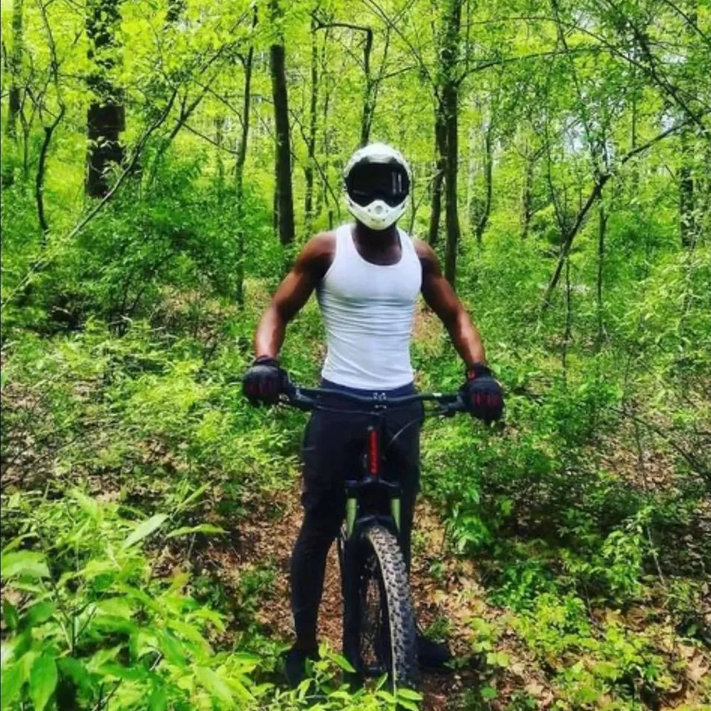 Custom lawn care service experts serving Tyler, TX - Lux Grass Lanscaping