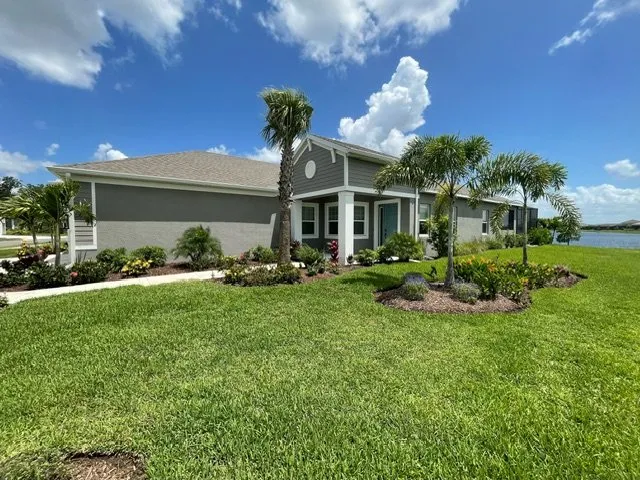 Trusted lawn care service experts serving Parrish, FL - LUX Landscaping Design & Maintenance