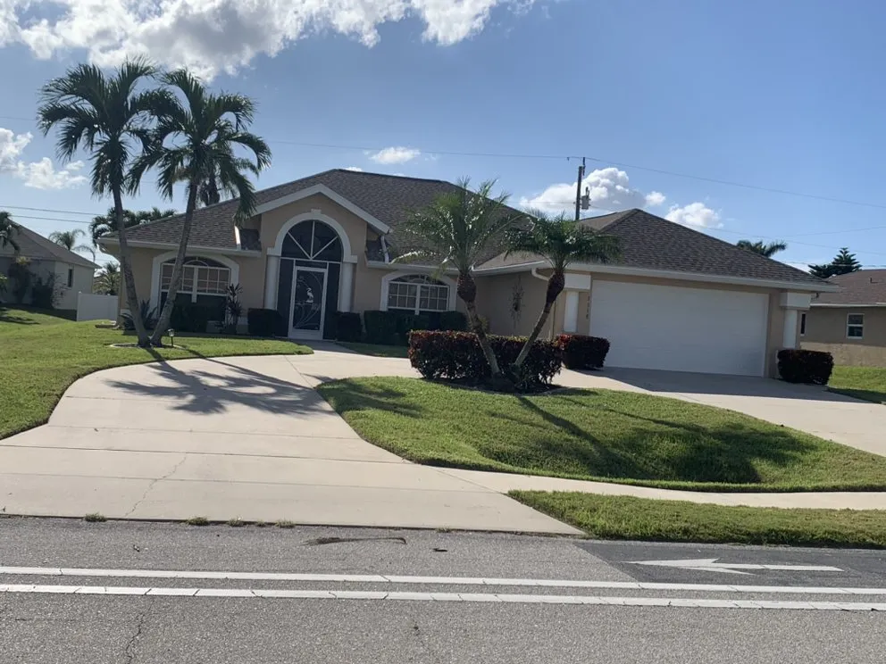 Reliable yard maintenance in Fort Myers, FL - Lux Lawn & Landscape