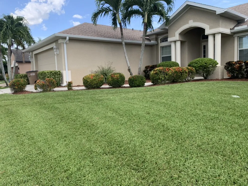 Trusted landscaping services in Fort Myers, FL - Lux Lawn & Landscape
