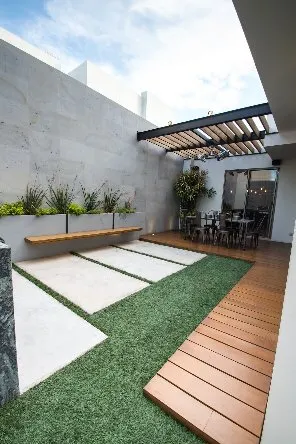 Custom garden landscaping in Huntington Beach, CA - Luxarc Exterior Landscapes