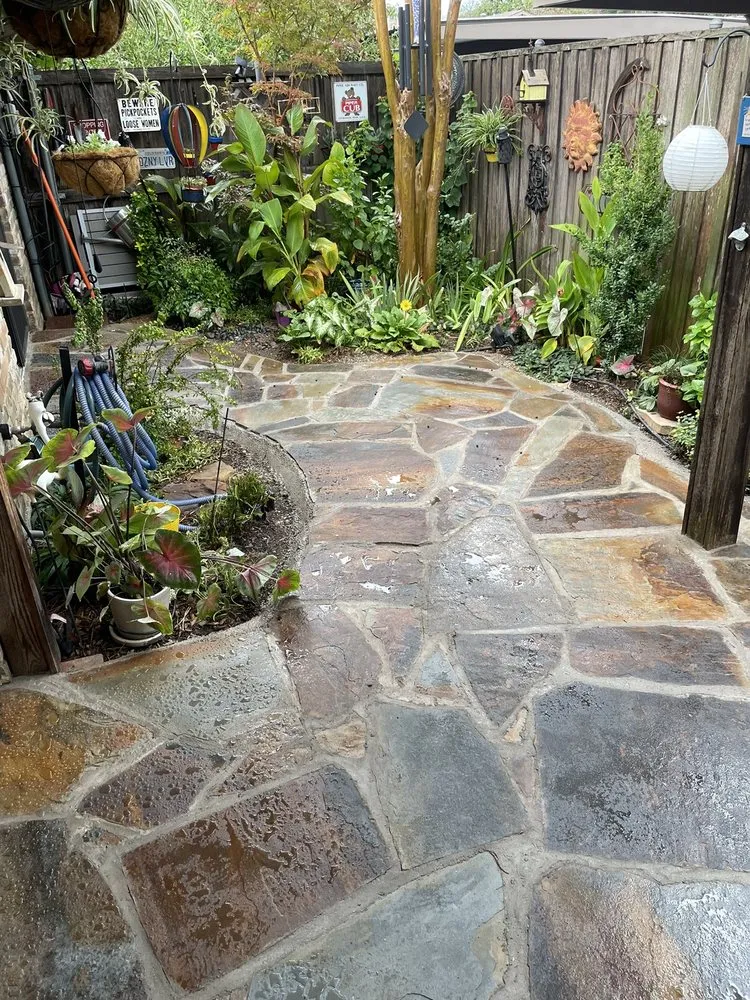 Affordable yard maintenance for residential properties in Dallas, TX by Luxe Landscapes