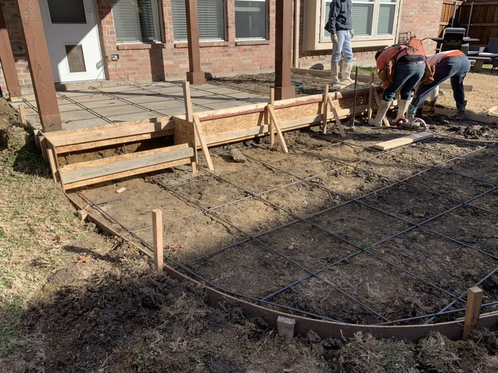 Trusted outdoor landscaping for year-round maintenance in Waco, TX by Luxe Landscapes