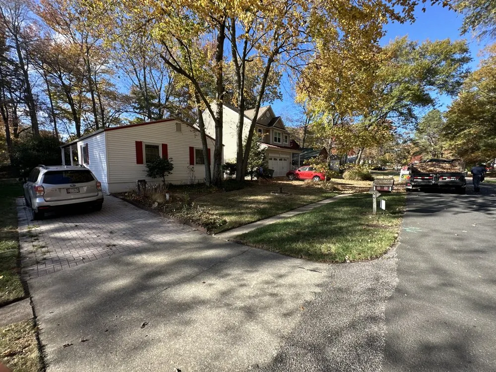 Top-rated yard maintenance for residential properties in Harwood, MD by Luxe Landscaping