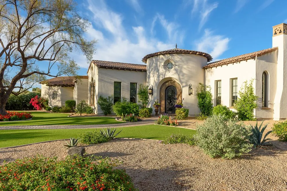 Top-rated residential landscaping near you in Gilbert, AZ by Luxe Lawns