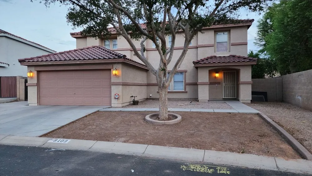 Professional garden landscaping in Gilbert, AZ - Luxe Lawns