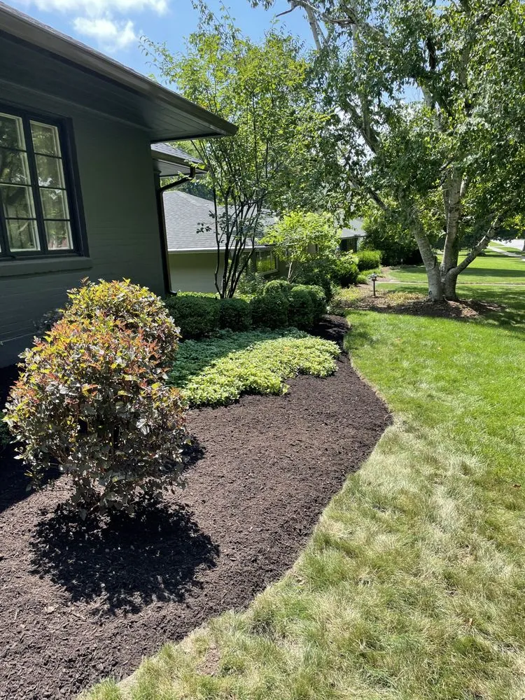 Local residential landscaping experts serving Kettering, OH - Luxen Lawn And Landscaping