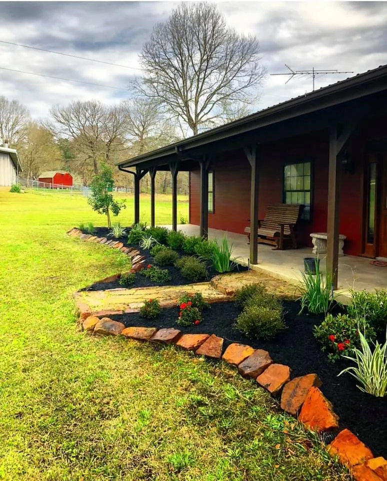 Top-rated residential landscaping experts serving Spring, TX - Luxscape