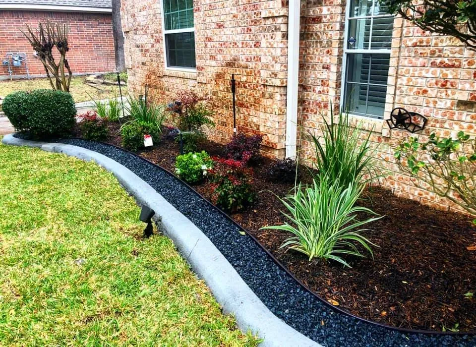 Local residential landscaping experts serving Spring, TX - Luxscape